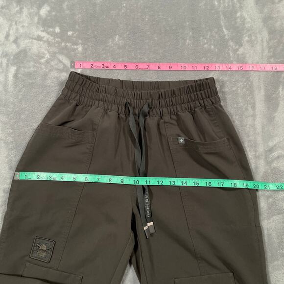 Figs Pants Small Brown Star Wars Mandalorian Grogu Joggers Cargo Medical Nurse - Picture 12 of 14